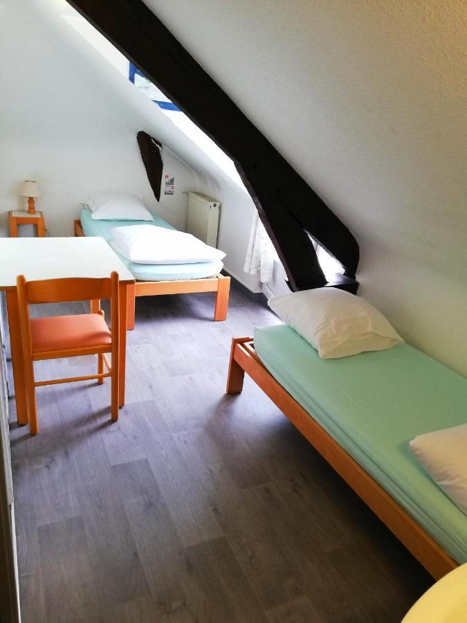 Auberge De Jeunesse Hi بونتيفي المظهر الخارجي الصورة