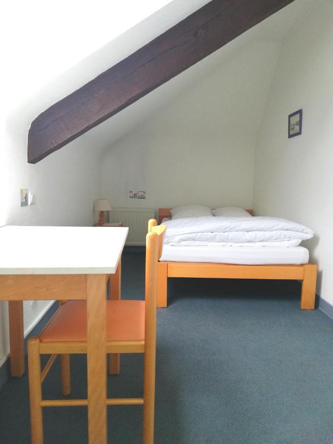Auberge De Jeunesse Hi بونتيفي المظهر الخارجي الصورة